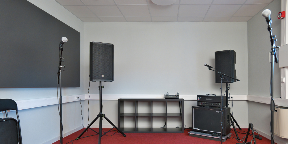 Feierwerk AMP Raum 03 PA und Amps (c) Feierwerk Fachstelle Pop