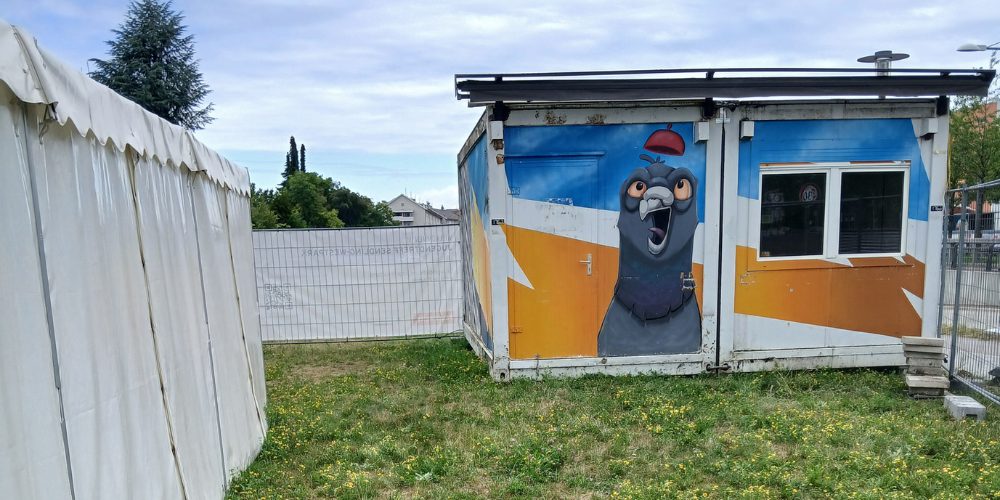 Interim Jugendtreff Sendling-Westpark Außenansicht Container (c) Feierwerk