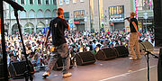 2005 Laut Stark am 01.05. am Marienplatz