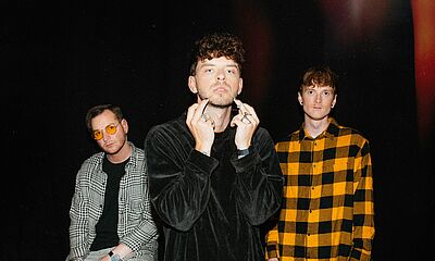 DARK & BEAUTIFUL SECRETS EU TOUR 2022