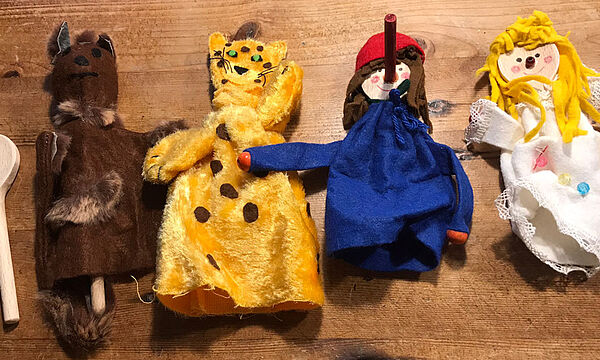 LÖFFELPUPPEN & CAFÉ