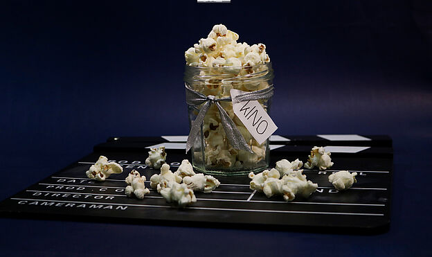 IT'S MOVIE-TIME