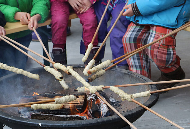 Stockbrot-Grillen